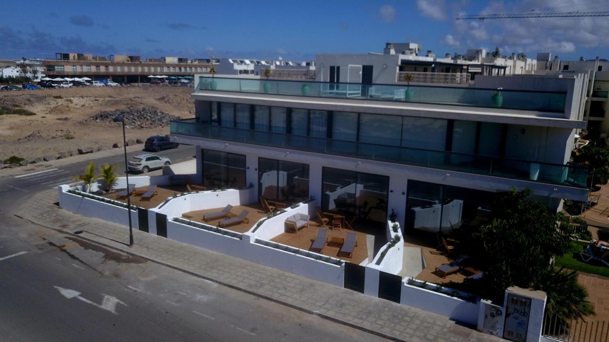 Maar * Cotillo